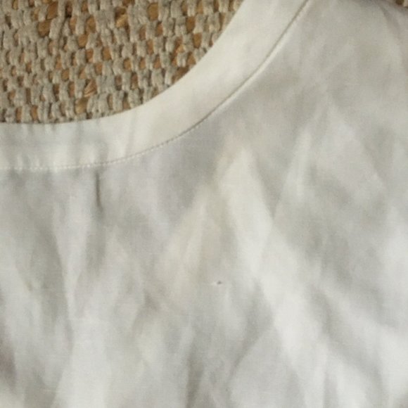 Habitual Wythe Deep V-Back Top - White - Sz L - Picture 8 of 8